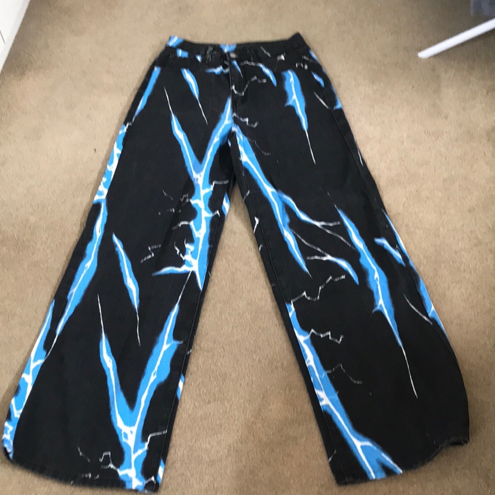 Wide leg Shein jeans. New without tags. Never worn